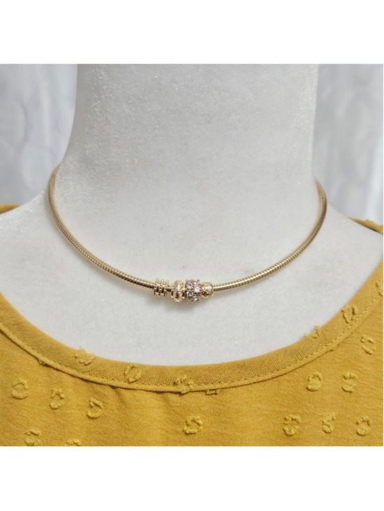 Unbranded Jewelry - Gold Tone Women's Rhinestone Choker Necklace